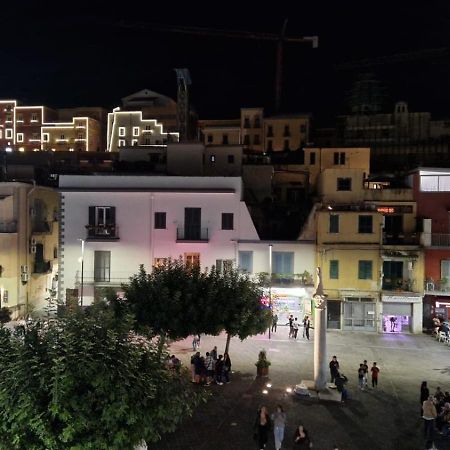 Bed and Breakfast Centro Storico Bed E Breakfast Pozzuoli Exterior foto