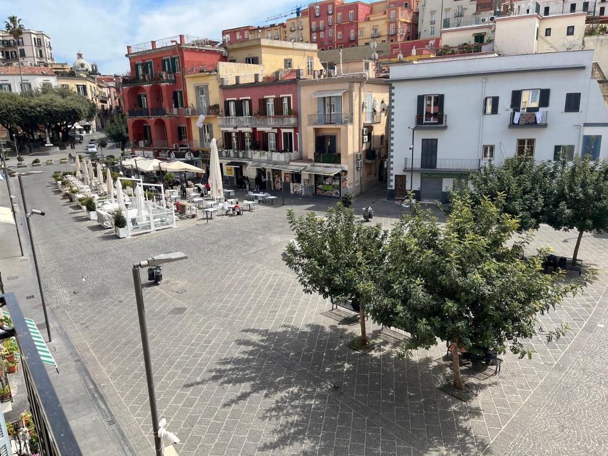 Bed and Breakfast Centro Storico Bed E Breakfast Pozzuoli Exterior foto